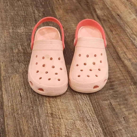 Foam Rubber Clog Water Shoes - Picture 1 of 11